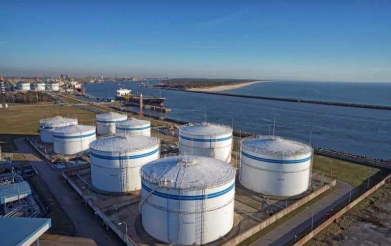 Białoruś chce zakupić terminal naftowy na wybrzeżu Bałtyku, ma ją uniezależnić od dostaw z Rosji