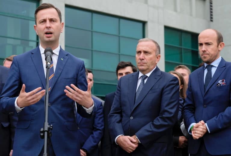 „Totalna opozycja” wezwie jutro nauczycieli do przerwania strajku?
