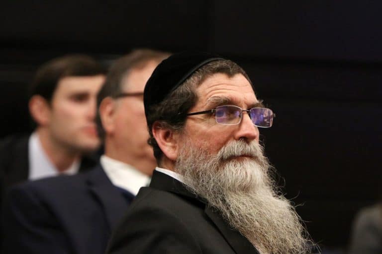 Amerykański rabin prał brudne pieniądze ale nie trafi do aresztu bo…