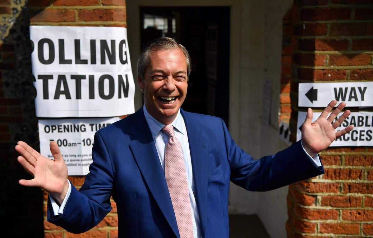 W Wielkiej Brytanii zdecydowane zwycięstwo Partii Brexitu Nigela Farage’a