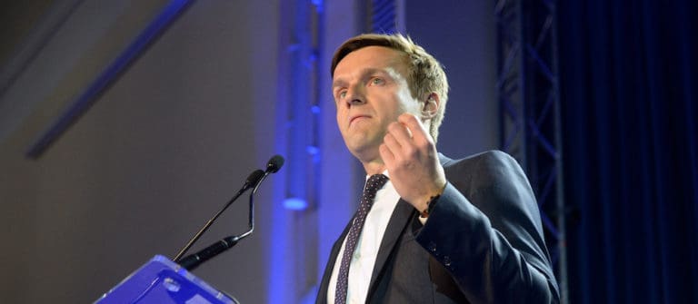 Rocznicę okrągłostołowych wyborów uczczą „Burzeniem polskiego Kościoła”, z Leszkiem Jażdżewskim w roli głównej