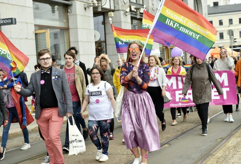 Protestanccy biskupi wezmą udział w paradzie LGBT