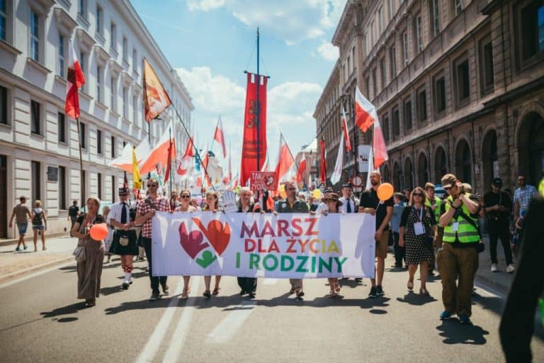 Marsze dla Życia i Rodziny w ponad 130 polskich miastach!