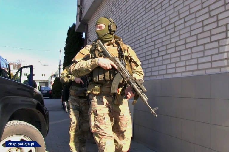 Prawie 200 podejrzanych w sprawie gangu „Bukaciaka”