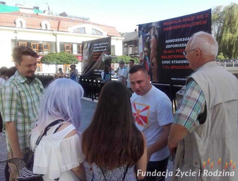 Stop homopropagandzie – pikieta w Bielsku-Białej