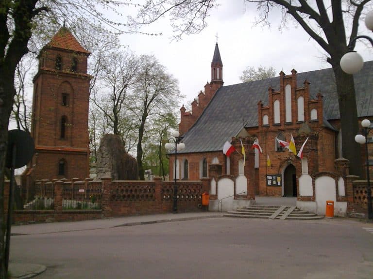 Mieszkaniec Rypina w czasie mszy św. zaatakował siekierą ołtarz