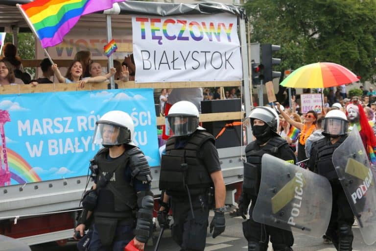 W Białymstoku przeszedł tzw. Marsz Równości. Nie obyło się bez incydentów