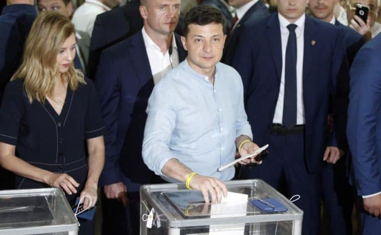 Wybory na Ukrainie wygrała partia prezydenta Zełenskiego