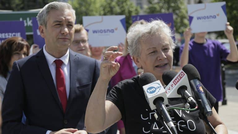Prof. Monika Płatek krytykuje Biedronia za brak wiarygodności