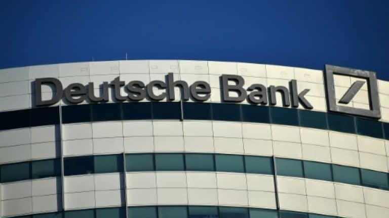 Deutsche Bank masowo zwalnia swych pracowników