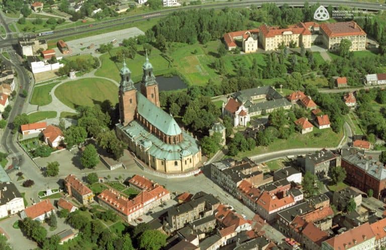 Jeszcze w lipcu ruszą poszukiwania siedziby pierwszych polskich władców