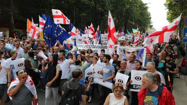 Rosyjski parlament domaga się sankcji wobec Gruzji