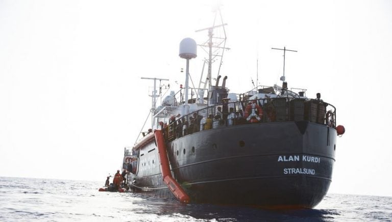 Malta zakazała niemieckiemu statkowi z migrantami wpłynąć na swoje wody