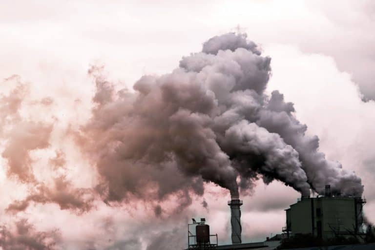 Polska sprzedała uprawnienia do emisji CO2