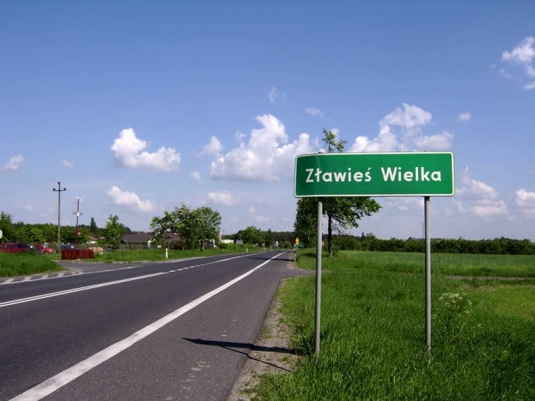 Stalinowskie praktyki w wiejskiej szkole podstawowej