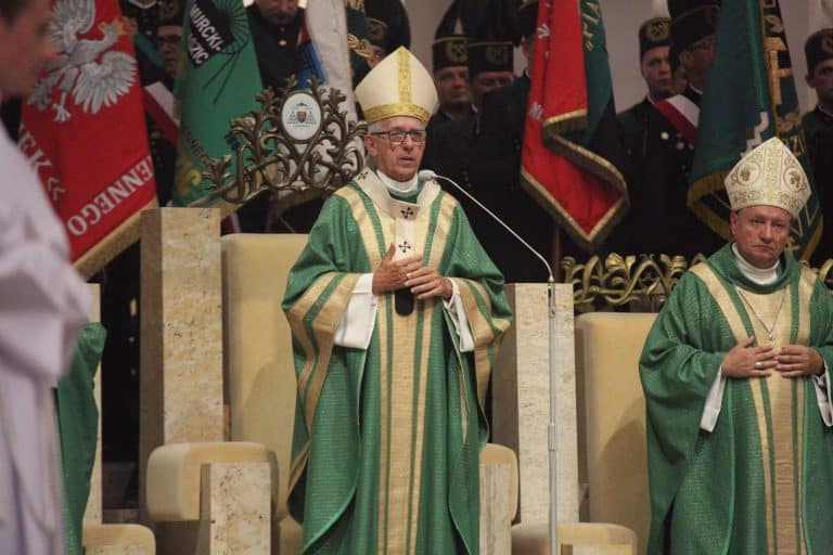 Abp Skworc: Prześladowani za Ojczyznę wzywają do pielęgnacji tego, co polskie