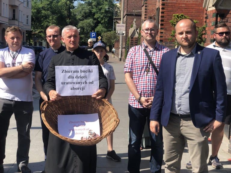 Akcja feministek wymierzona w Kościół Katolicki w Szczecinie zatrzymana