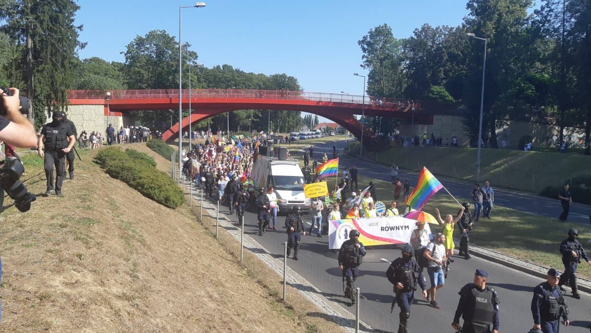 Frekwencyjna klapa marszu LGBT w Gorzowie Wlkp.