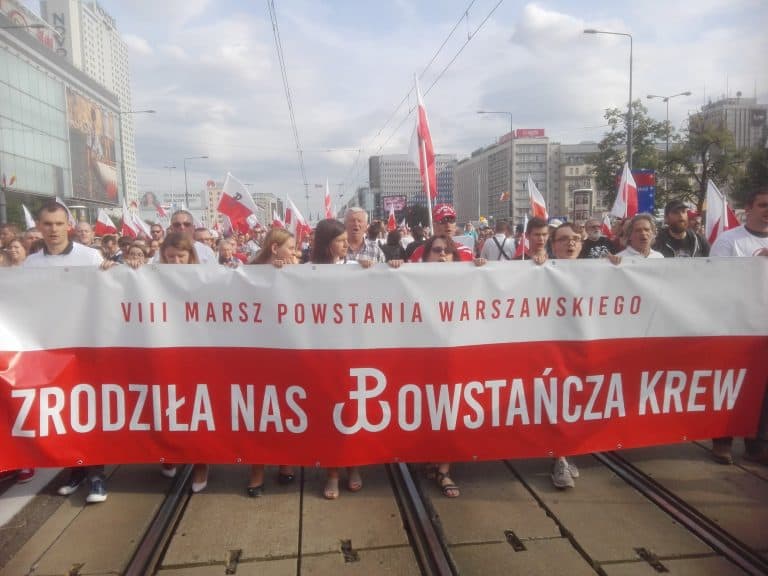 CZEŚĆ I CHWAŁA BOHATEROM – w hołdzie Powstańcom Warszawskim