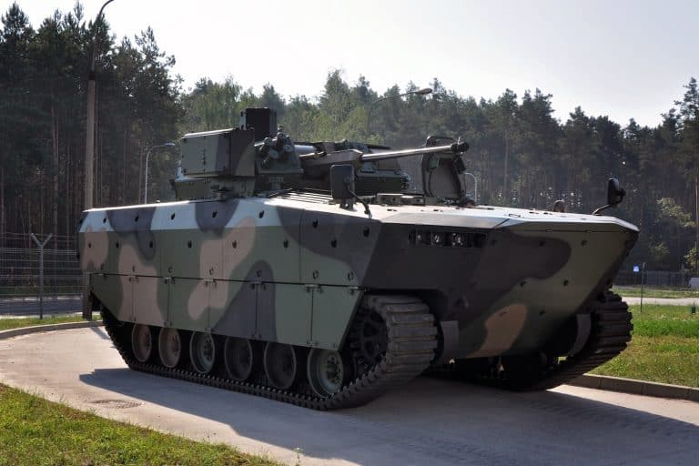 W Hucie Stalowa Wola powstaje w ekspresowym tempie drugi „Borsuk”