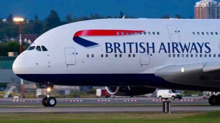 Piloci British Airways biorący udział w bezprecedensowym 48-godzinnym strajku uziemili większość samolotów
