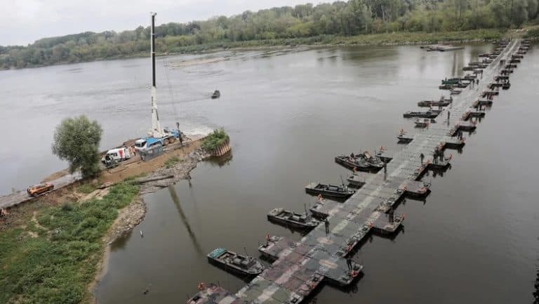 Warszawskie ścieki popłynęły do oczyszczalni „Czajka” tymczasowym rurociągiem