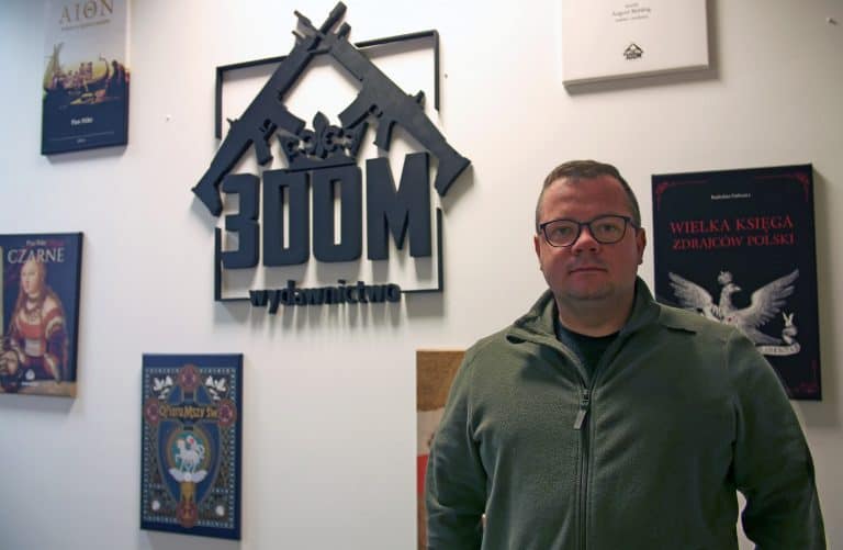 Chciałbym zachęcić do sięgnięcia po wartościowe pozycje / z Tomaszem Stalą rozmawia Krzysztof Żabierek