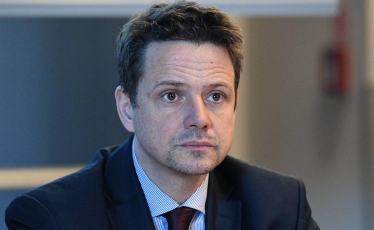 Czytelnicy GW ostro ocenili Rafała Trzaskowskiego za sposób w jaki rządzi stolicą