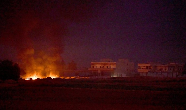 Ciężkie walki w północno-wschodniej Syrii, atakowanej przez wojska tureckie i protureckich bojowników