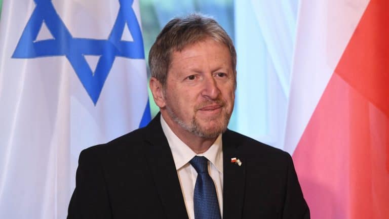 Ambasador Izraela znowu atakuje Konfederację