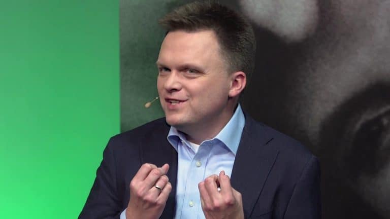 Hołownia przeprasza za spot i zrzuca winę na współpracowników