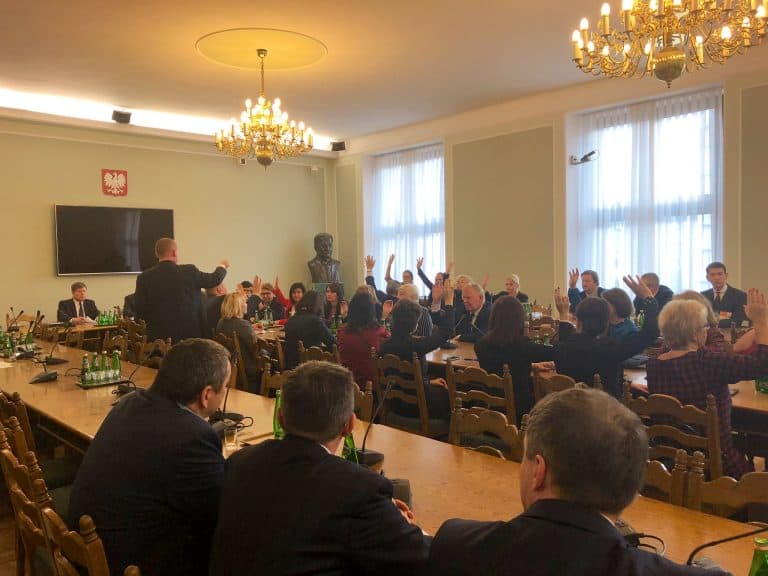 Sejmowa komisja polityki społecznej i rodziny oddana lewicy