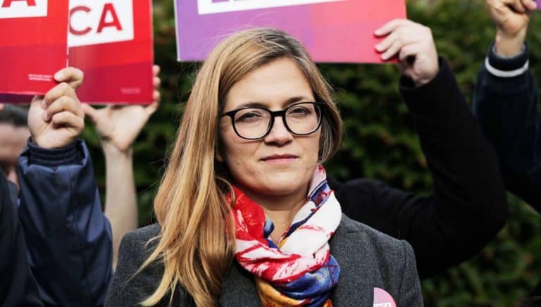 Czy PIS woli skrajną lewicę niż Grzegorza Brauna? Magdalena Biejat została przewodniczącą komisji polityki społecznej i rodziny