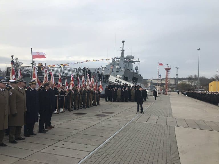 Podniesienia bandery na patrolowcu ORP „Ślązak”