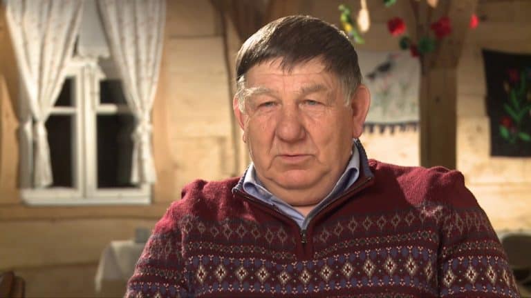 Opluwał „Burego”, dostał Krzyż Kawalerski Orderu Odrodzenia Polski