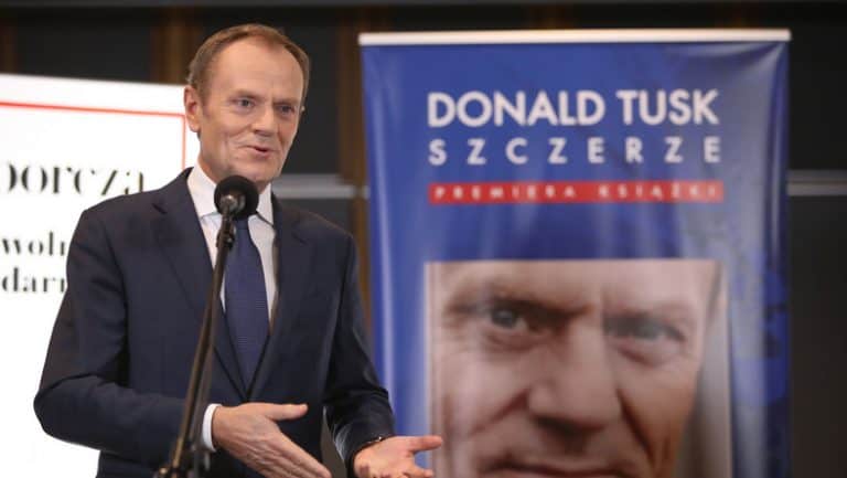 Nowa książka Donalda Tuska jest pełna błędów