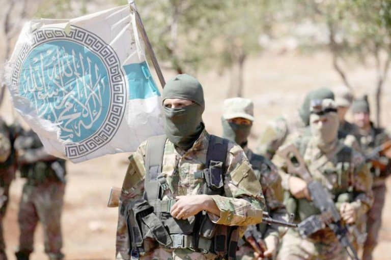 Turecki wywiad ostrzegł dowódców bojowników o mającym nastąpić zakrojonym na dużą skalę ataku na Wielki Idlib