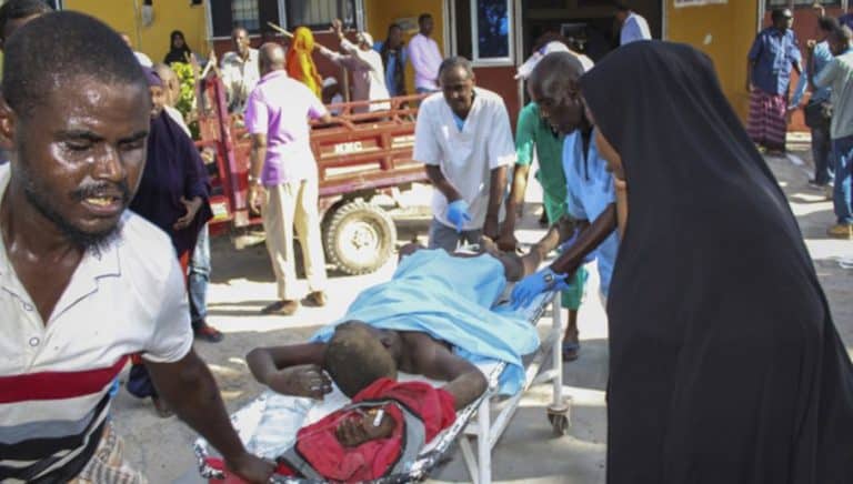 61 osób zginęło w wybuchu samochodu-pułapki w stolicy Somalii