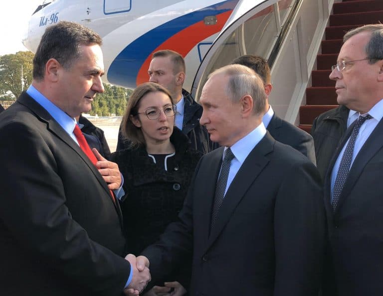 W Izraelu Władimir Putin został przywitany przez znanego z nienawiści do Polaków Israela Katza