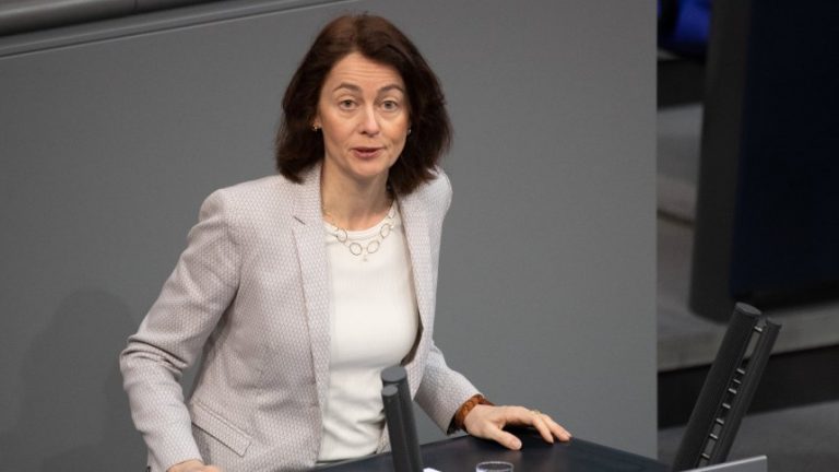 Była minister sprawiedliwości Niemiec zarzuca polskiemu rządowi działania porównywalne z komunizmem