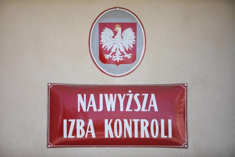 NIK chce skontrolować NBP, SOP, NFZ i armię