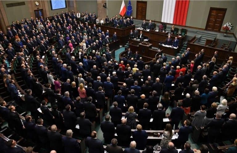 Sejm przyjął budżet na 2020 rok (bez deficytu)
