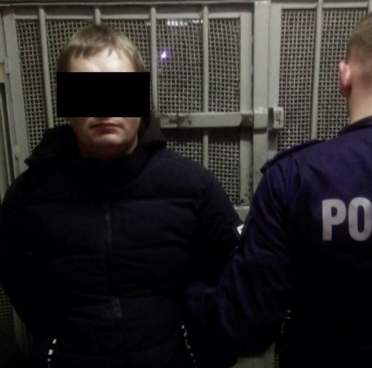 Policjanci z Woli zatrzymali 30-letniego Ukraińca podejrzanego o usiłowanie zabójstwa w hostelu