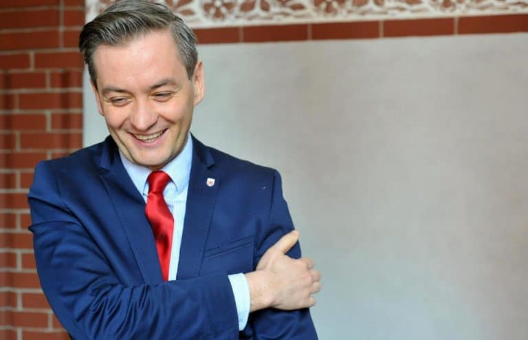 Robert Biedroń uważa, że w Polsce” żyją ludzie, którzy są gorsi od komunistów”