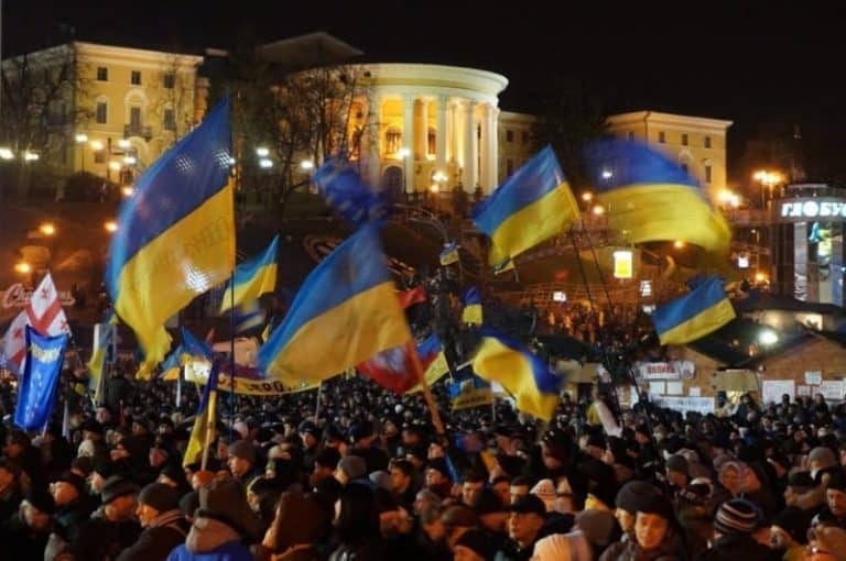 Co czwarty Ukrainiec uważa, że EuroMajdan był „antypaństwowym przewrotem”