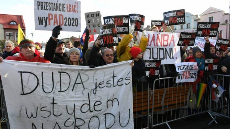 Prokuratura Rejonowa w Pucku wszczęła śledztwo ws. obrażania prezydenta Andrzeja Dudy