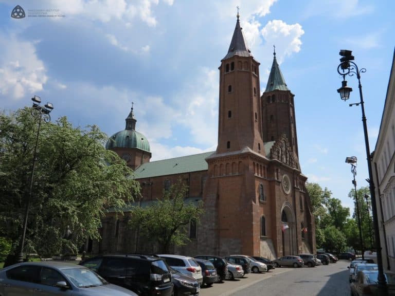 Badania szczątków z największej nekropolii Piastów – prace obejmą m.in. rekonstrukcje twarzy