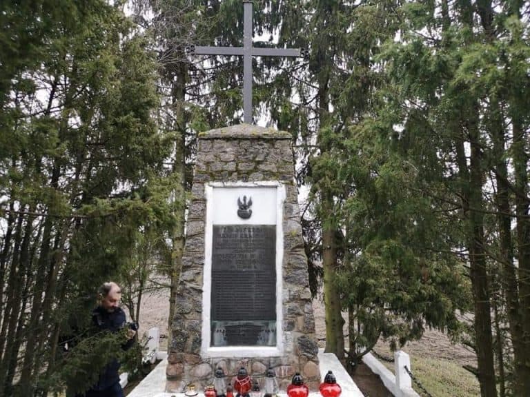 Polacy z Grodzieńszczyzny oddali hołd Żołnierzom Wyklętym