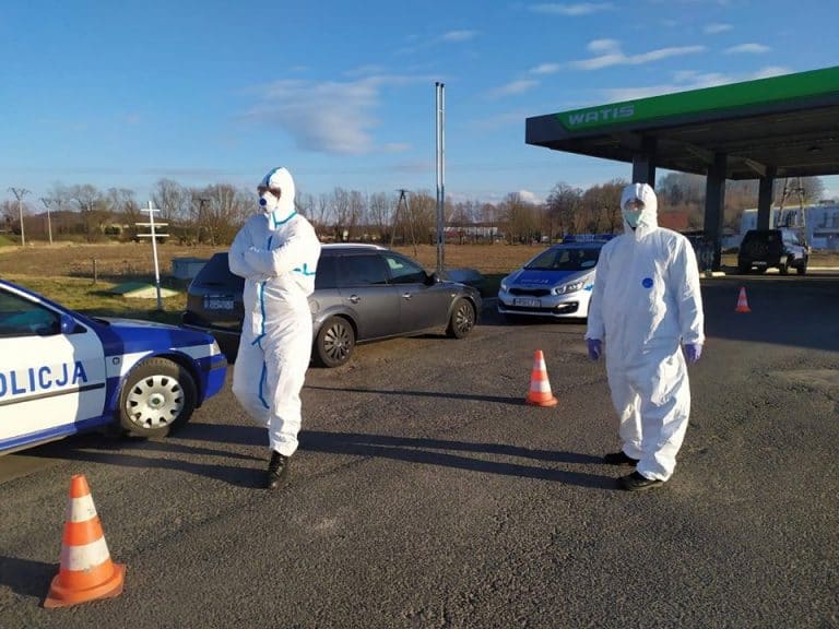 Na Dolnym Śląsku policja zatrzymała kobietę w związku z podejrzeniem koronawirusa