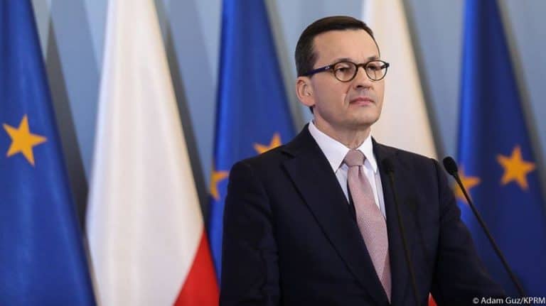 Polska zamyka granice i wprowadza zakaz zgromadzeń powyżej 50 osób, także o charakterze religijnym